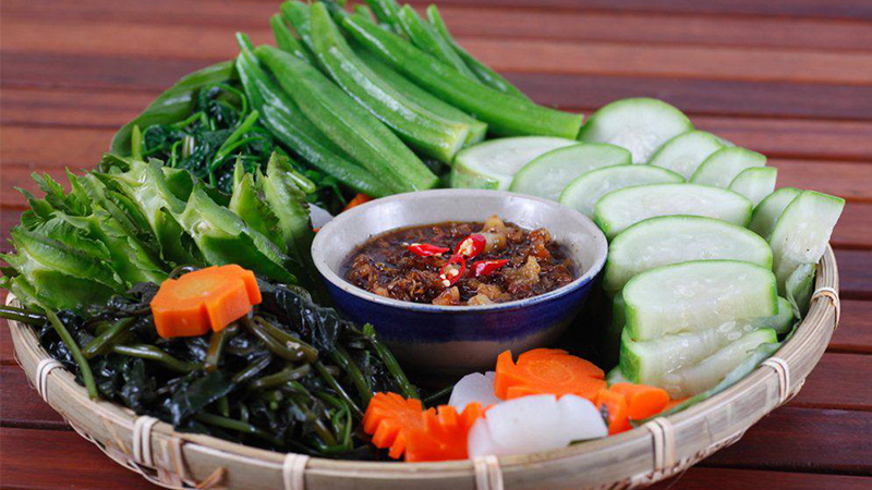 Mẹo luộc rau xanh mướt